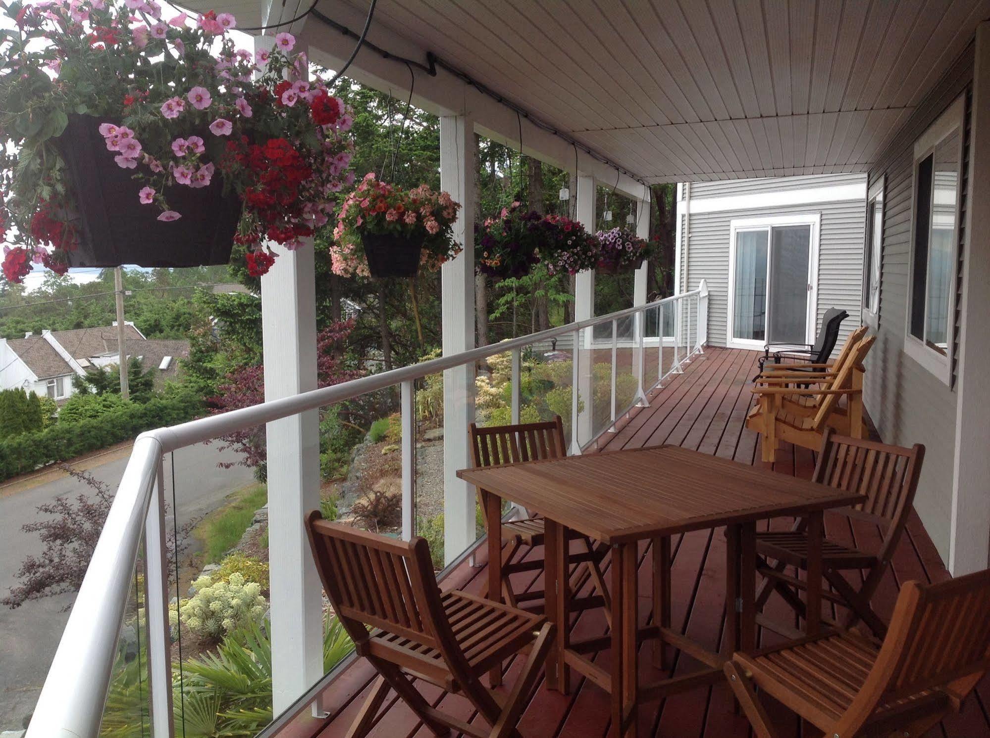 Nanaimo Ocean View Panzió Kültér fotó